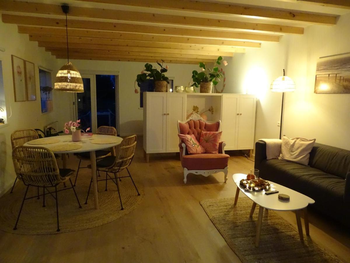 De Tulp Bed and Breakfast Noordgouwe Exteriör bild